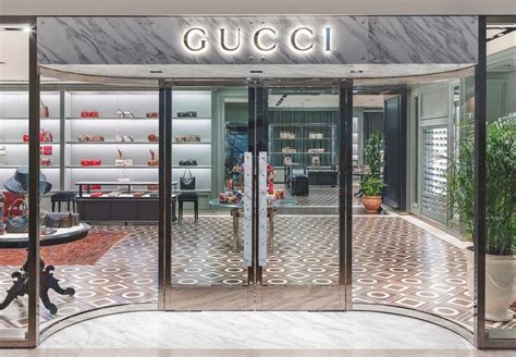 gucci retailers near me|where are gucci stores located.